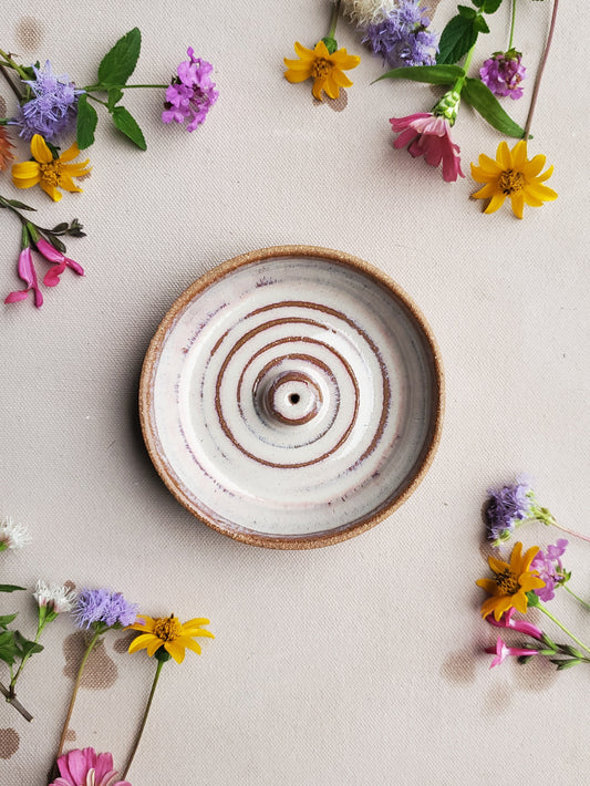 Incense Dish in Kimchi