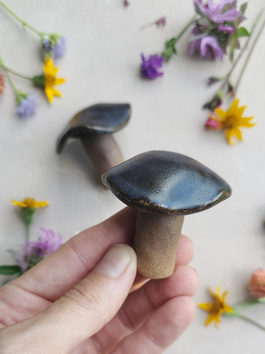 Mushroom Buddies in Olive Stone