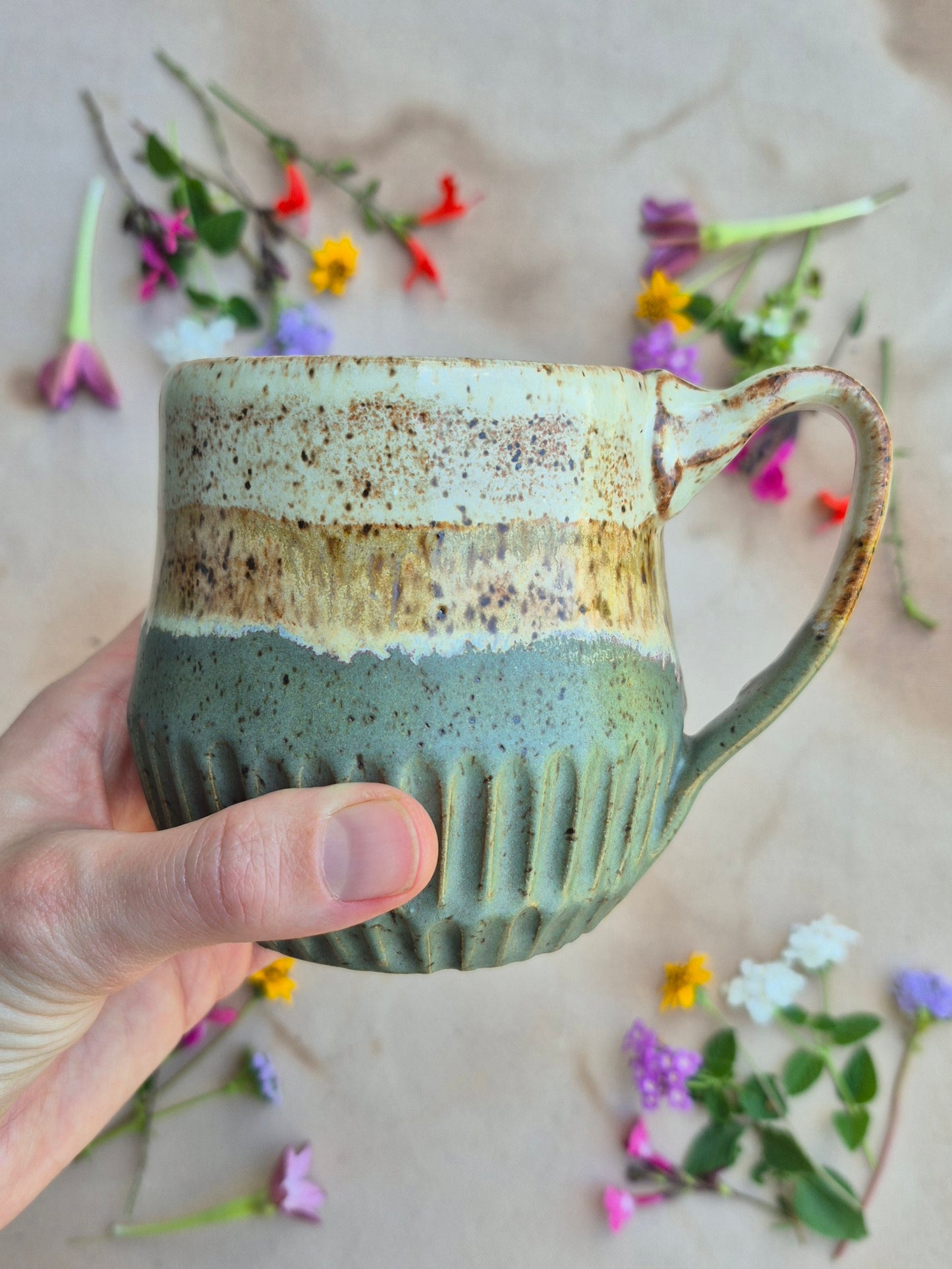 Carved Speckled Mug in Artichoke Shino