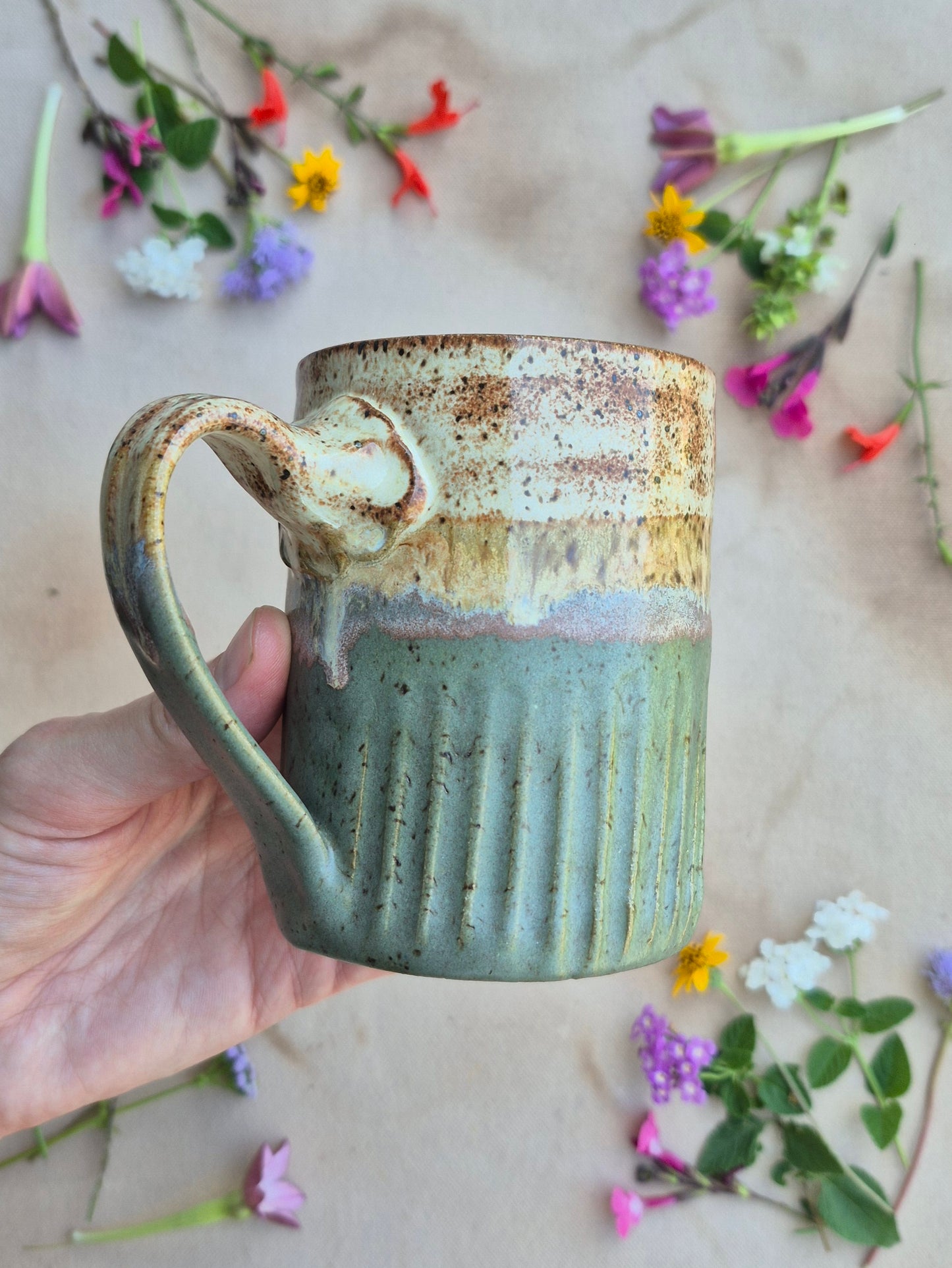 Carved Speckled Mug in Artichoke Shino