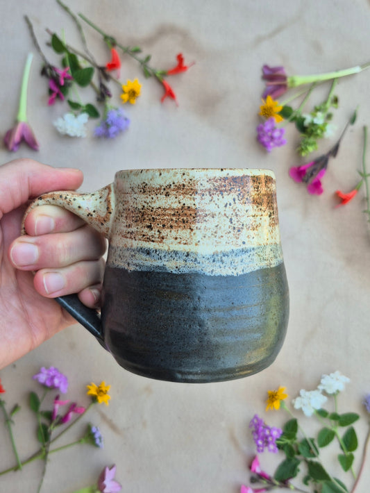 Speckled Mug in Charcoal and Shino