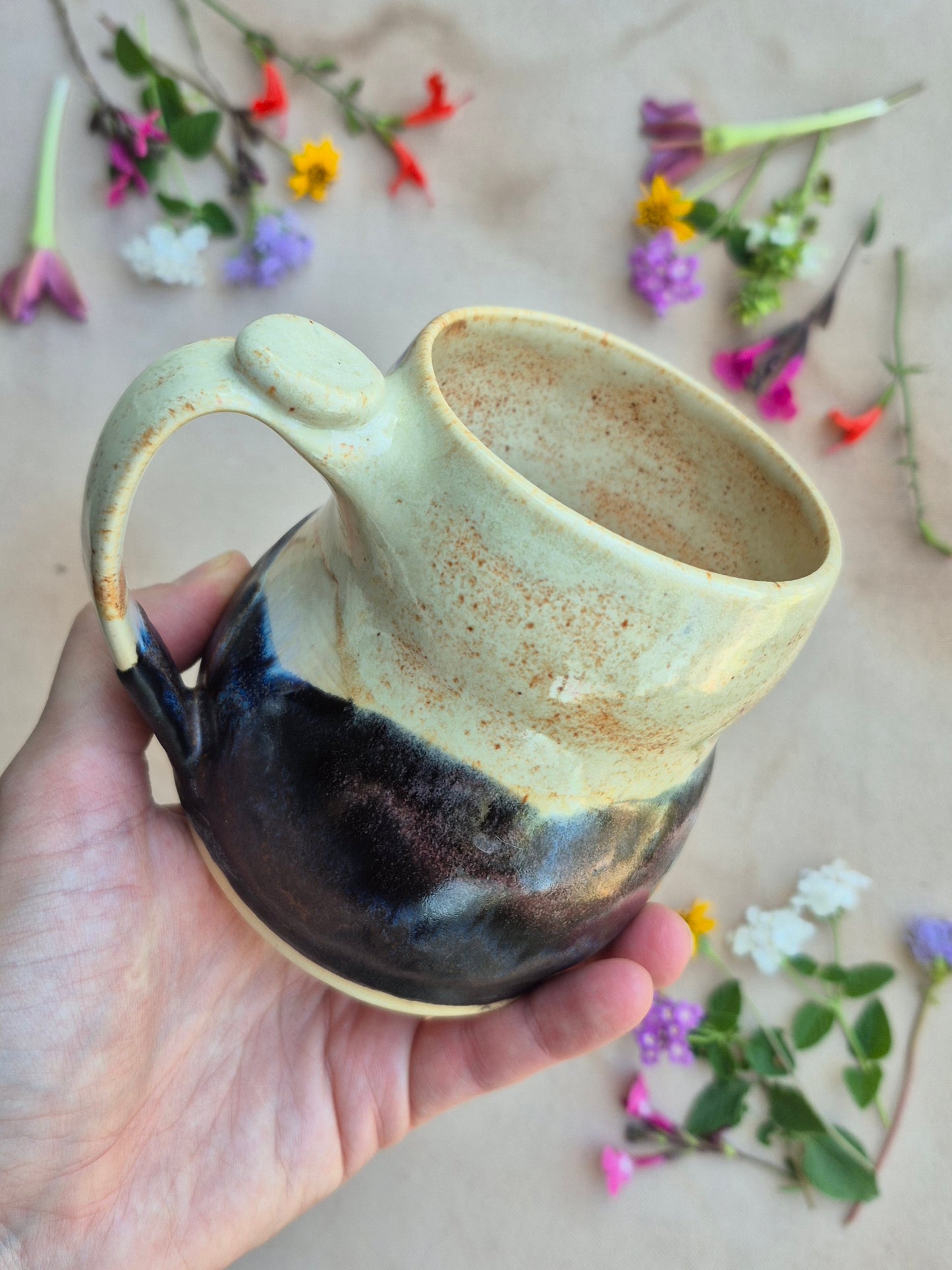 Cabin Mug in Charcoal and Shino