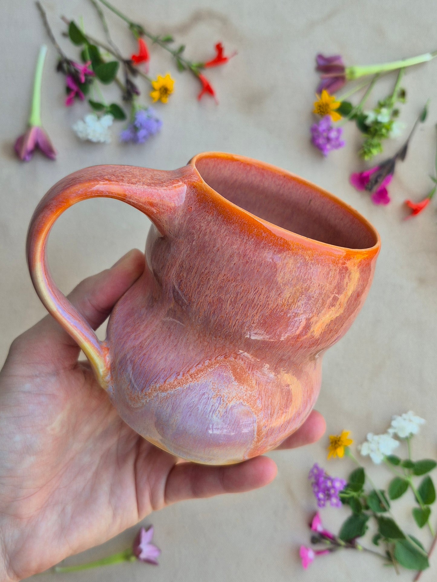 Curvy Mug in Papaya Sunrise