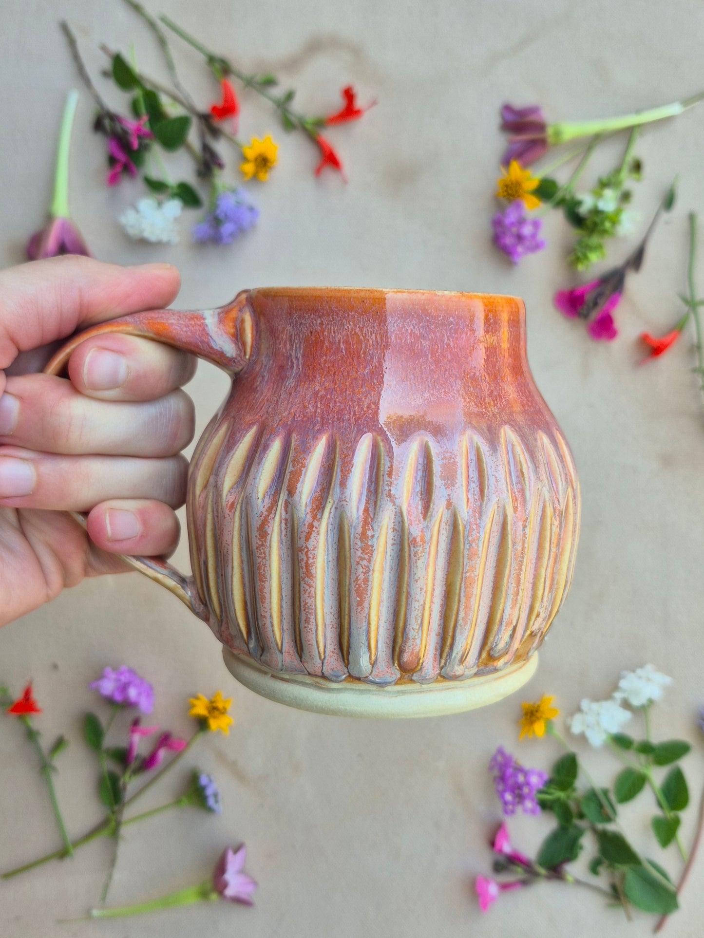 Carved Round Mug in Peachy Papaya