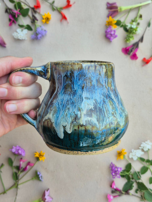 Round Mug in Drippy Moonscape