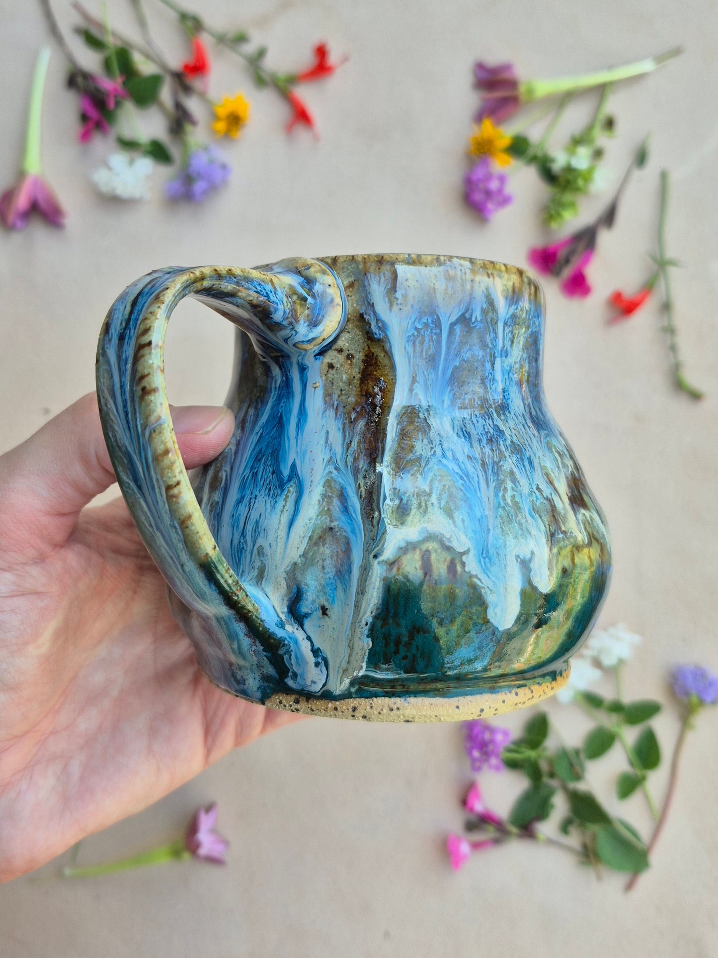 Round Mug in Drippy Moonscape