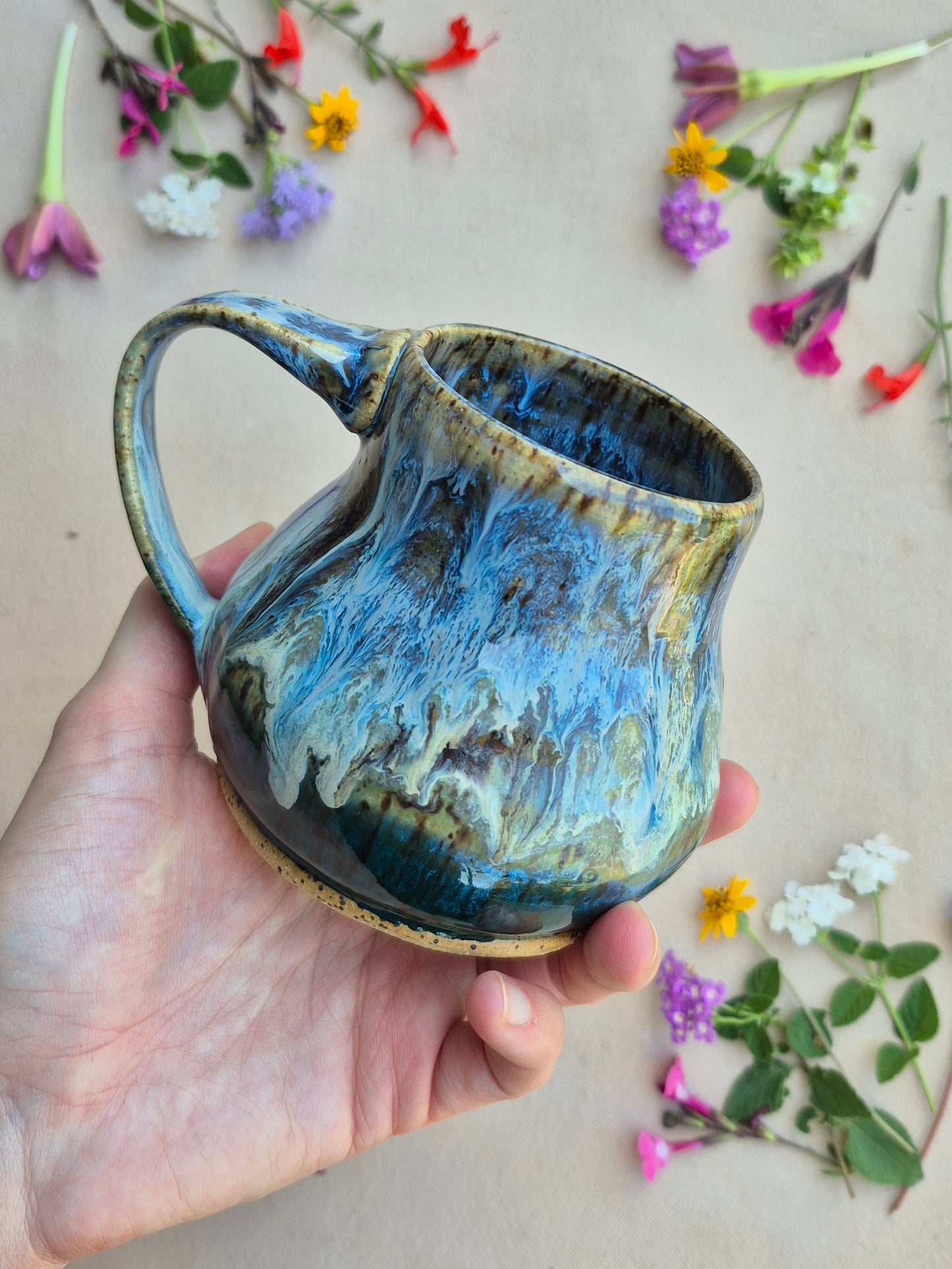 Round Mug in Drippy Moonscape