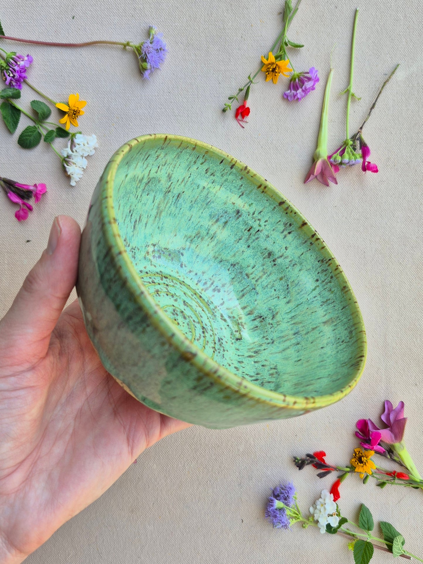 Speckled Bowl in Cactus