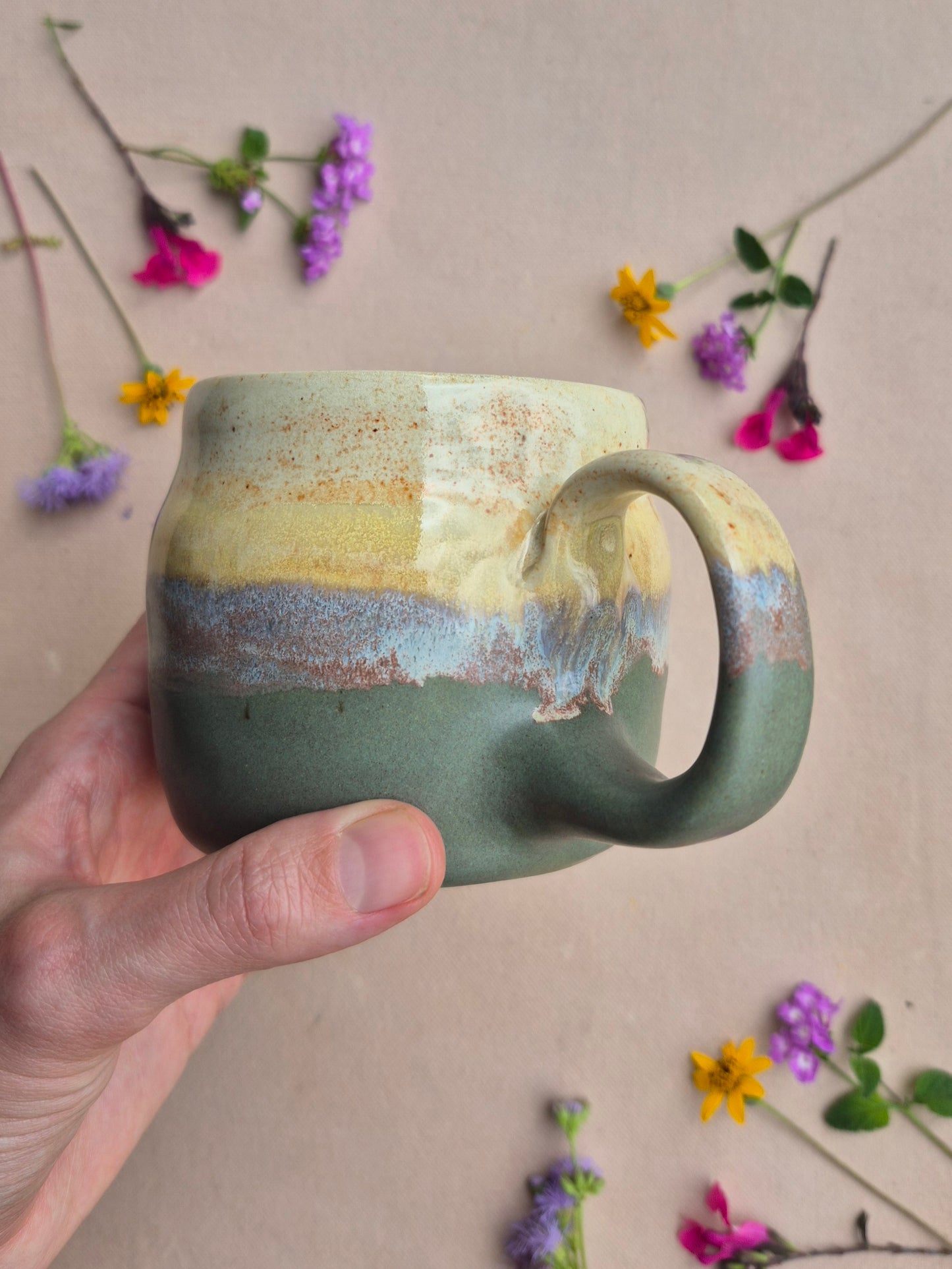 Squatty Cabin Mug in Artichoke Shino