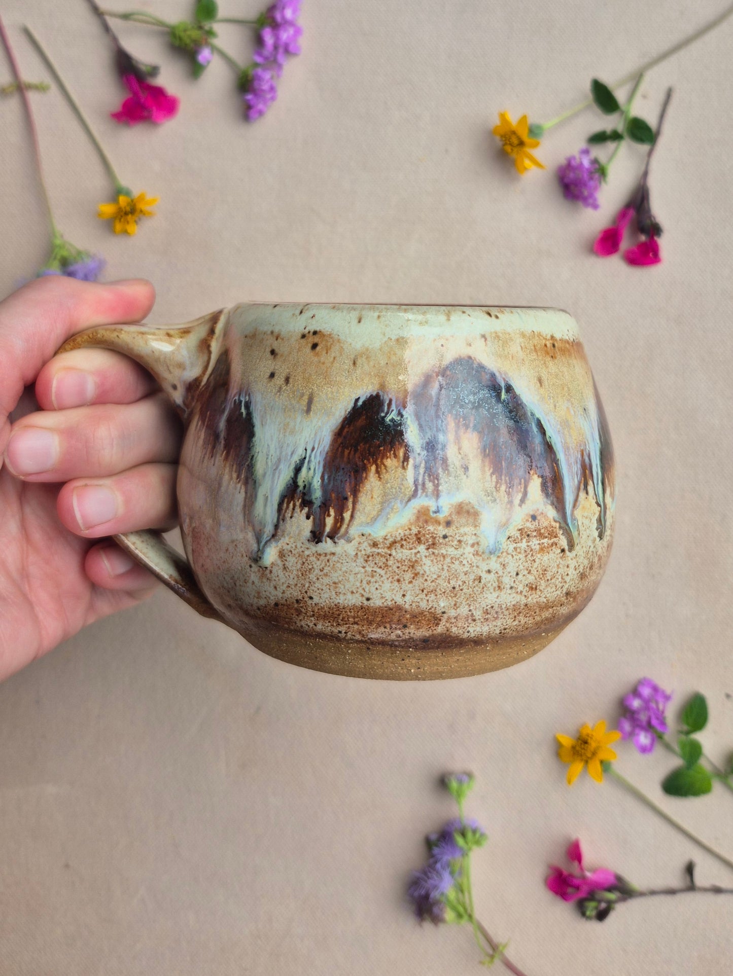 Round Mug in Light Shino Tea Dust 2